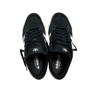 Adidas Nora skate sneakers